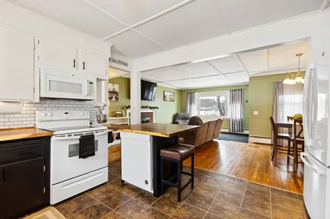 1655 River Road Clinton ME 04927