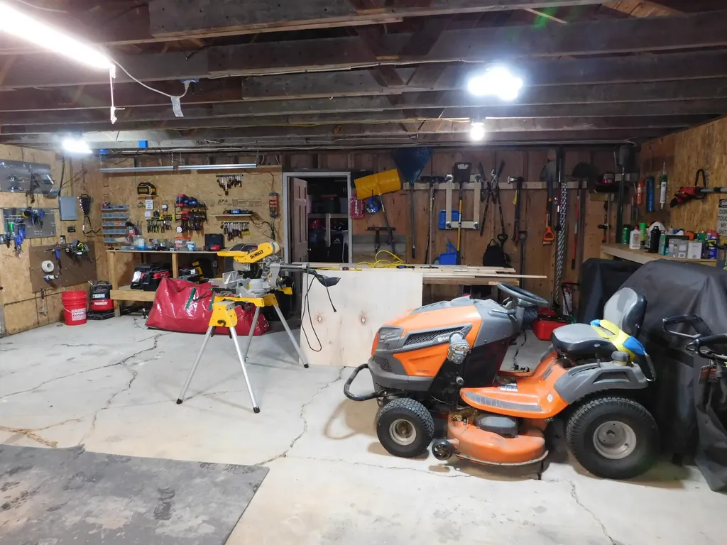 2800 Lee Road Lee ME 04455