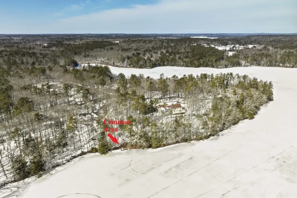 35 Old Farm Road Nobleboro ME 04555