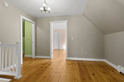 35 Old Farm Road Nobleboro ME 04555