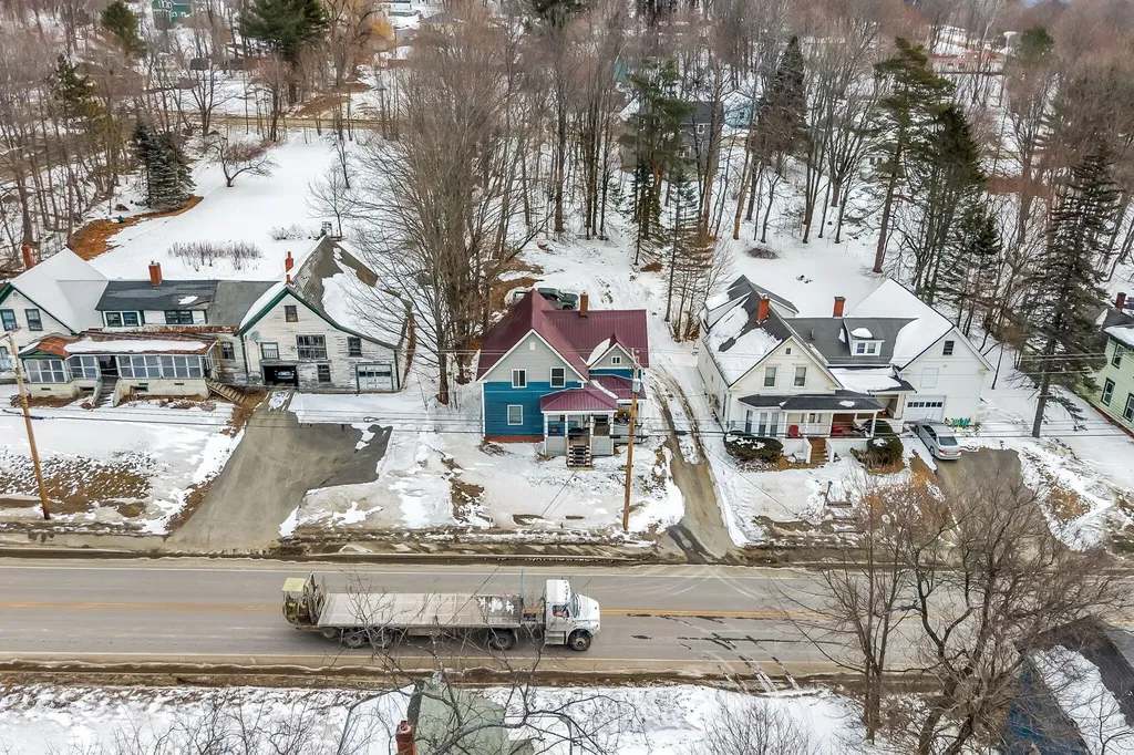 148 Spring Street Dexter ME 04930
