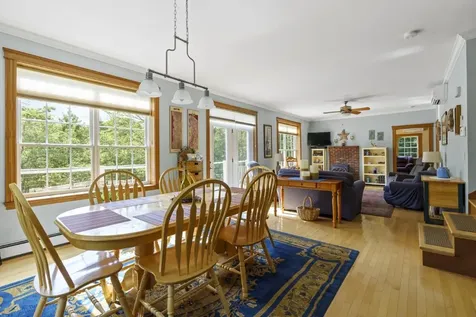 29 Wiscasset Road Boothbay ME 04537