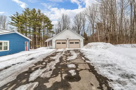16 Libby Hill Road Gardiner ME 04345