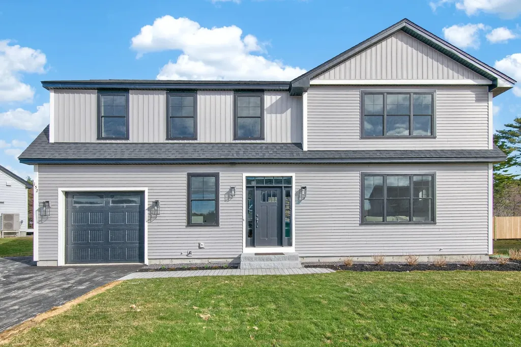152 Owl's Nest Road Portland ME 04102