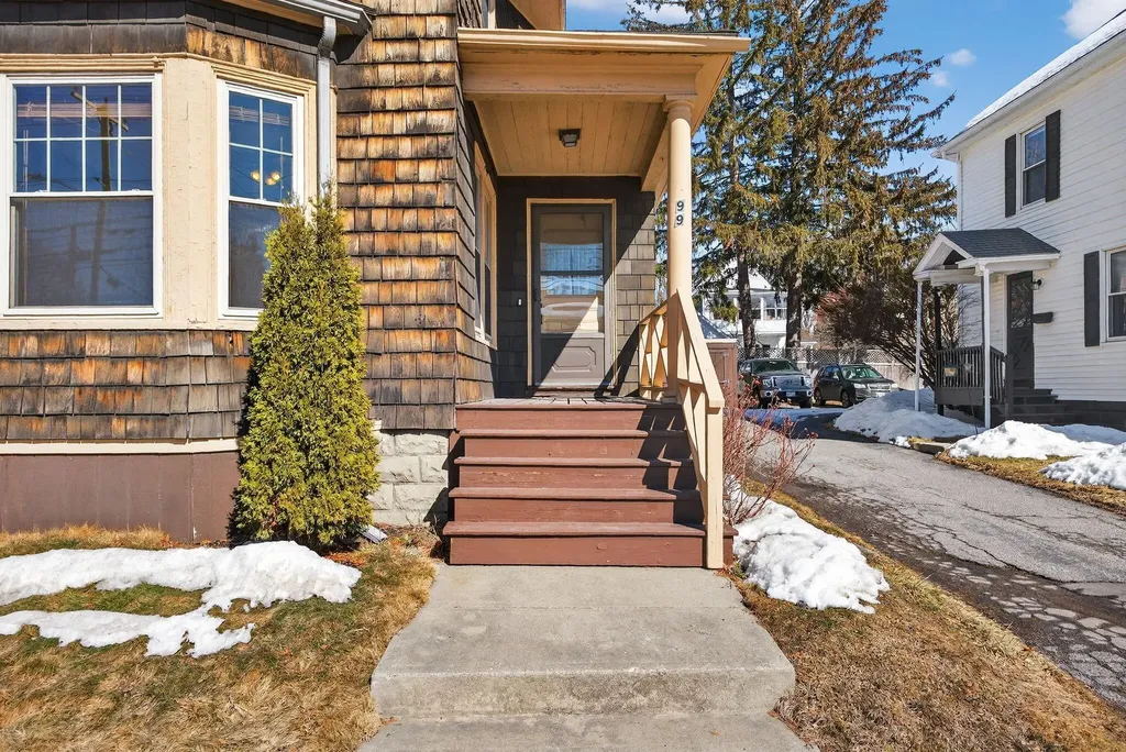 499 Brighton Avenue Portland ME 04102
