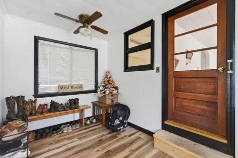 4 Thurlow Avenue Paris ME 04281