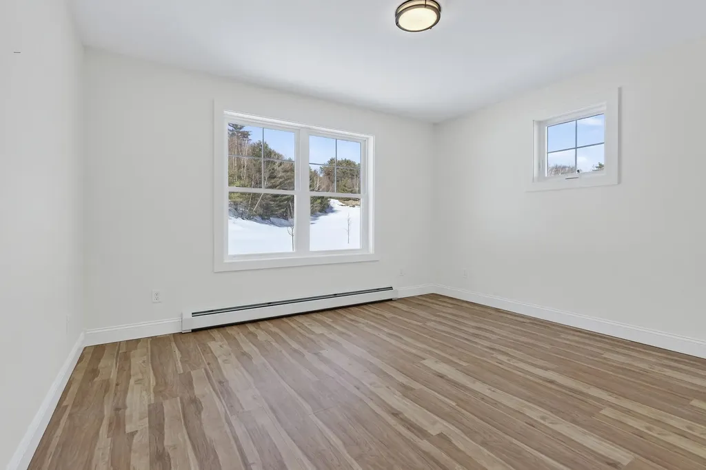 13 Feldspar Lane Cumberland ME 04021