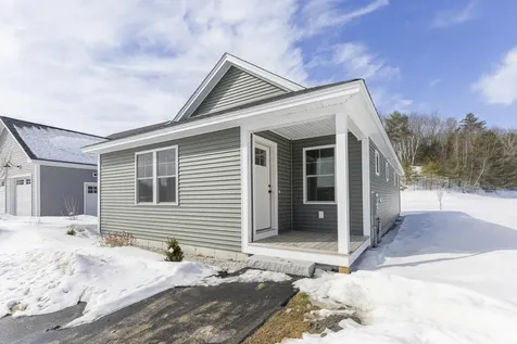 13 Feldspar Lane Cumberland ME 04021
