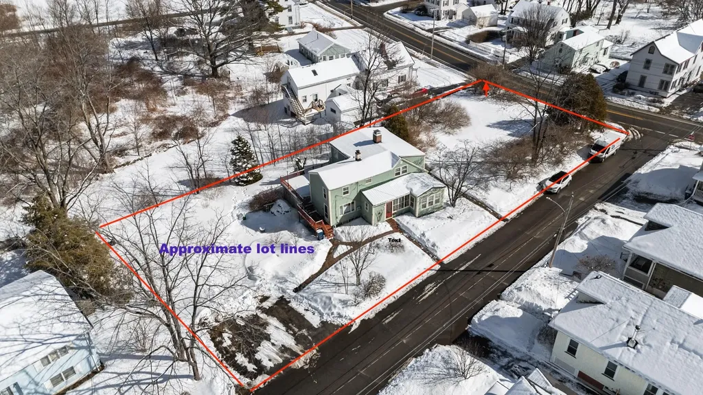 124 Ocean Avenue Portland ME 04103