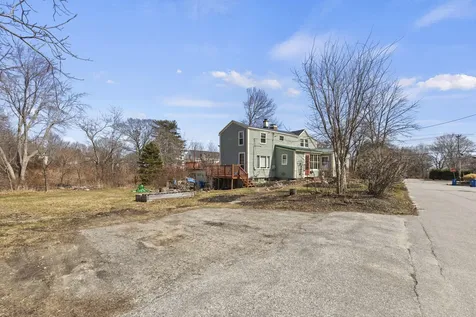 124 Ocean Avenue Portland ME 04103