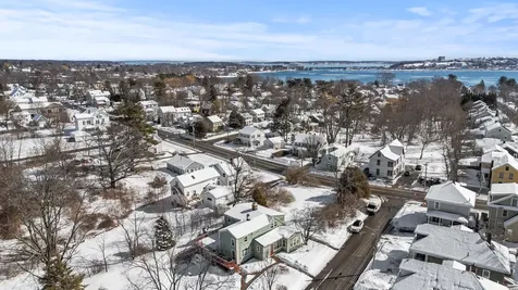 124 Ocean Avenue Portland ME 04103