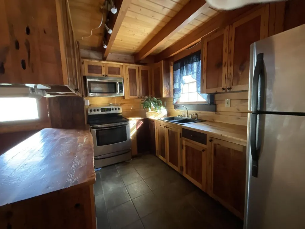 385 Greenacre Road Lincolnville ME 04849