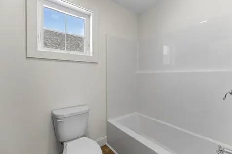 13 Feldspar Lane Cumberland ME 04021