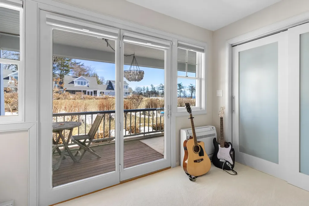59 Village Way Rockport ME 04856