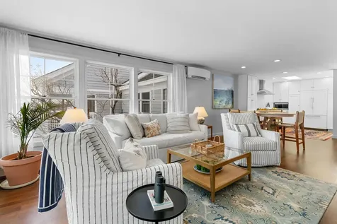 59 Village Way Rockport ME 04856
