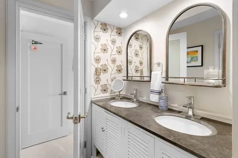 59 Village Way Rockport ME 04856