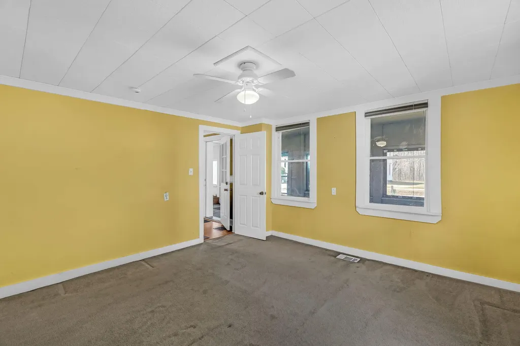 48 Main Road Charleston ME 04422