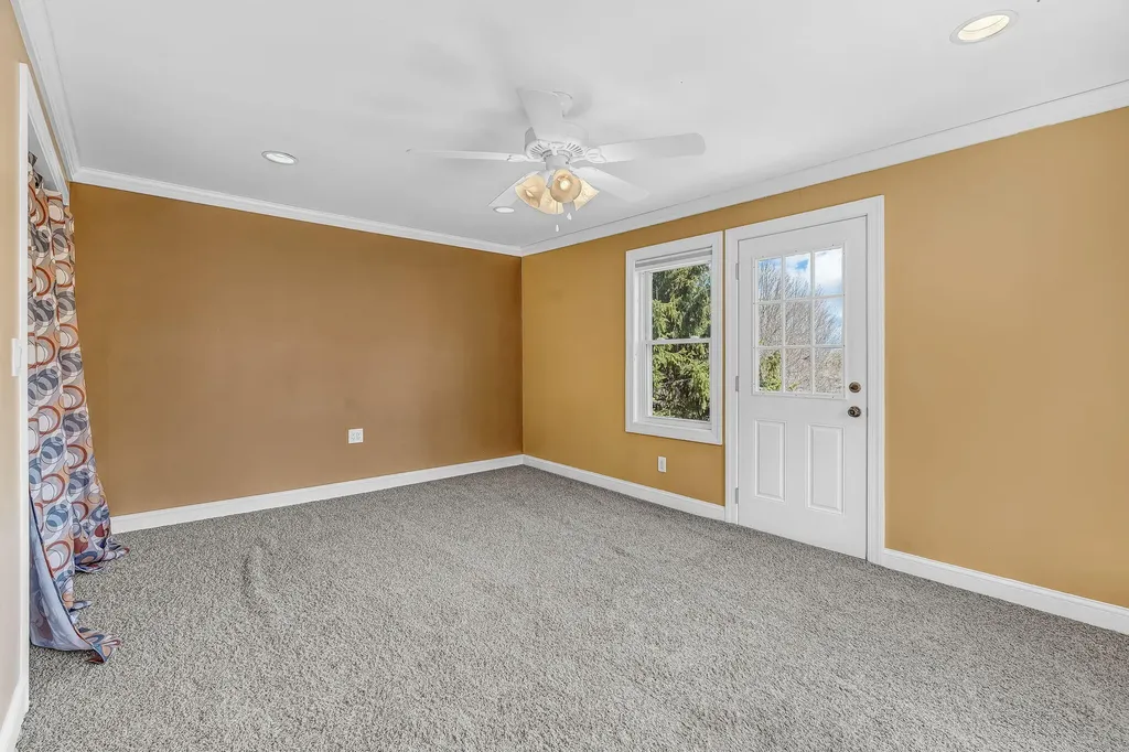 48 Main Road Charleston ME 04422