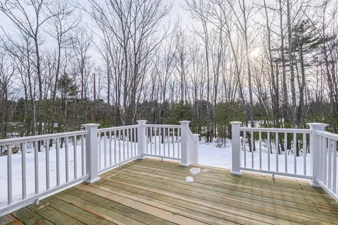 3 Lochview Drive Lewiston ME 04240
