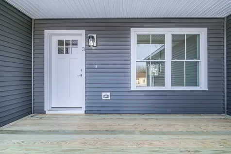 3 Lochview Drive Lewiston ME 04240