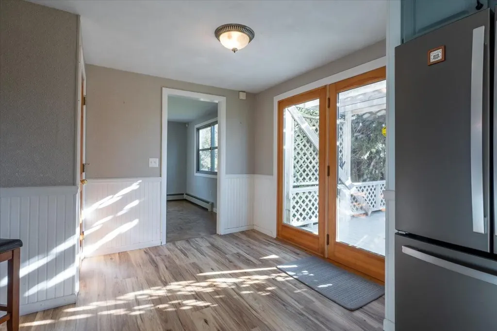 11 Sunnyfield Lane Warren ME 04864