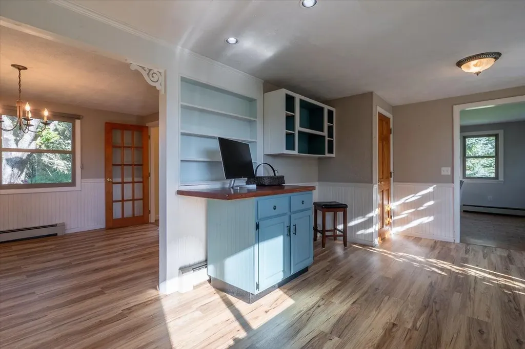 11 Sunnyfield Lane Warren ME 04864