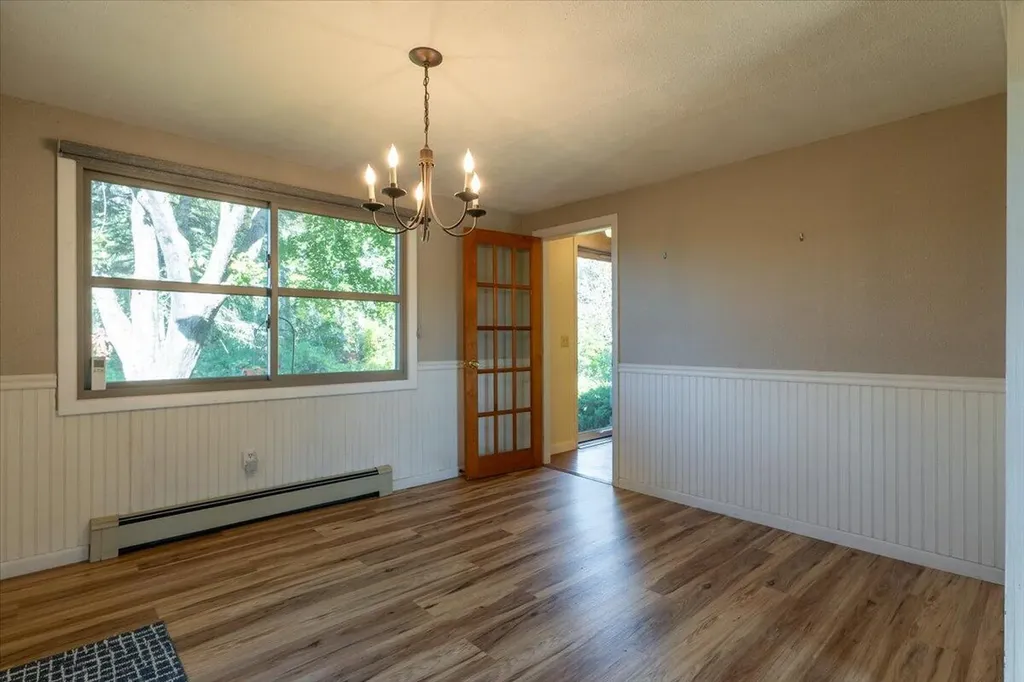 11 Sunnyfield Lane Warren ME 04864