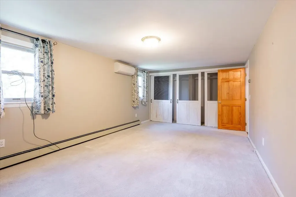 11 Sunnyfield Lane Warren ME 04864