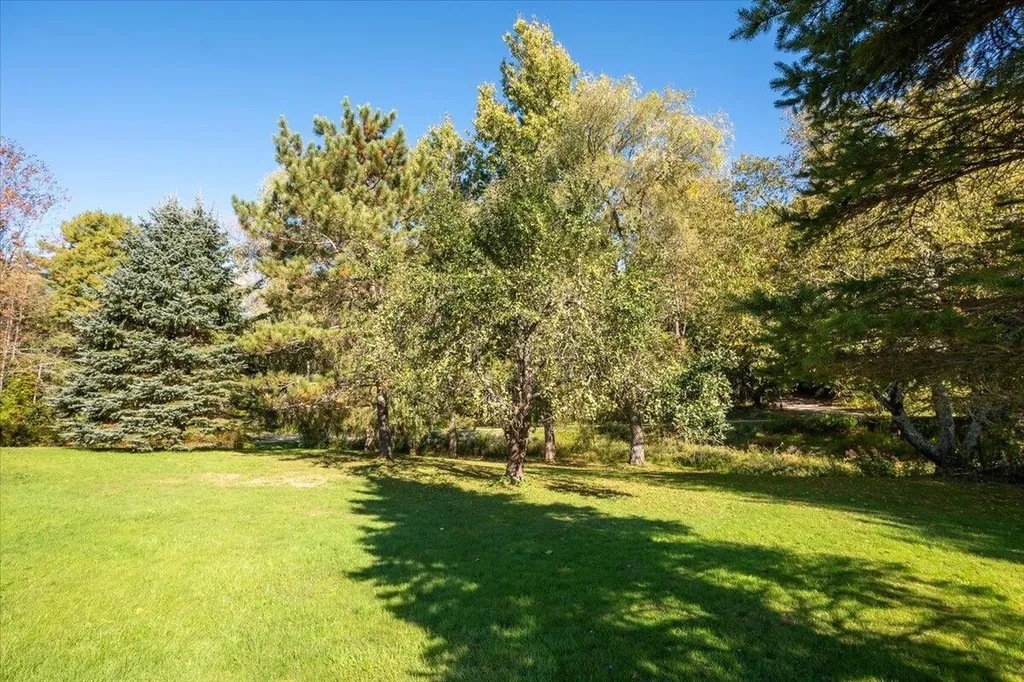 11 Sunnyfield Lane Warren ME 04864