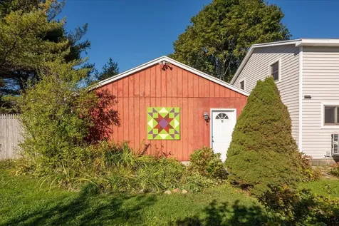 11 Sunnyfield Lane Warren ME 04864