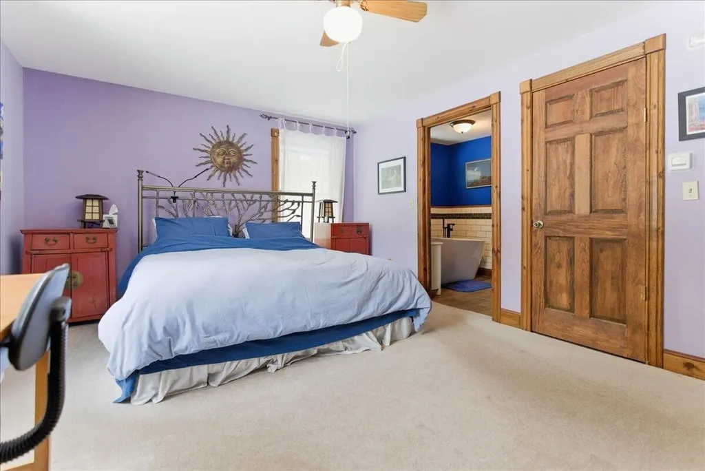 376 Main Street Wayne ME 04284