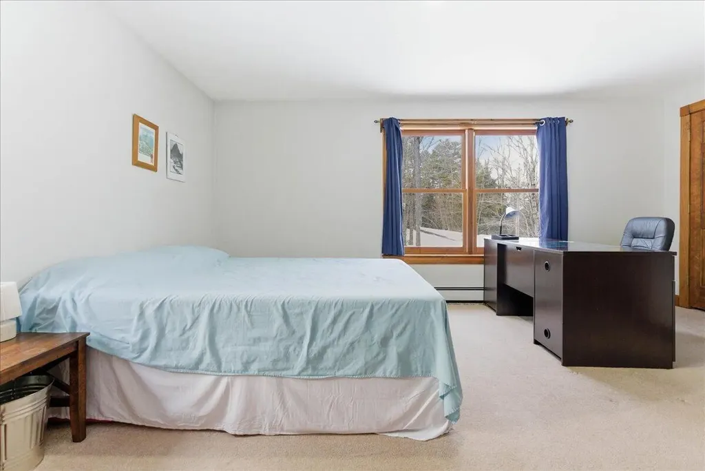 376 Main Street Wayne ME 04284