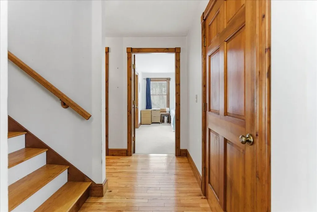 376 Main Street Wayne ME 04284