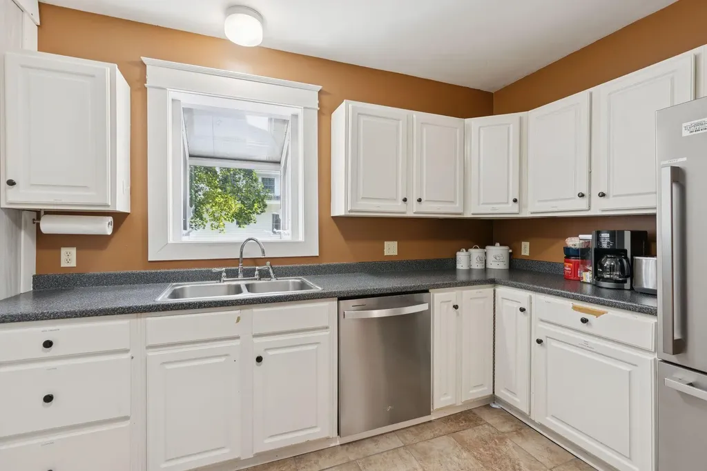 14 Yarmouth Road Gray ME 04039