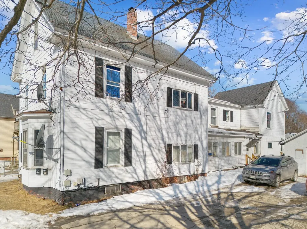31 High Street Waterville ME 04901