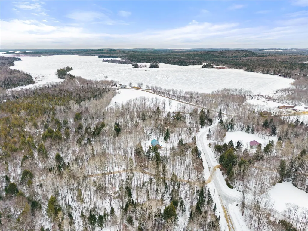 25 Wisdom Road Island Falls ME 04747