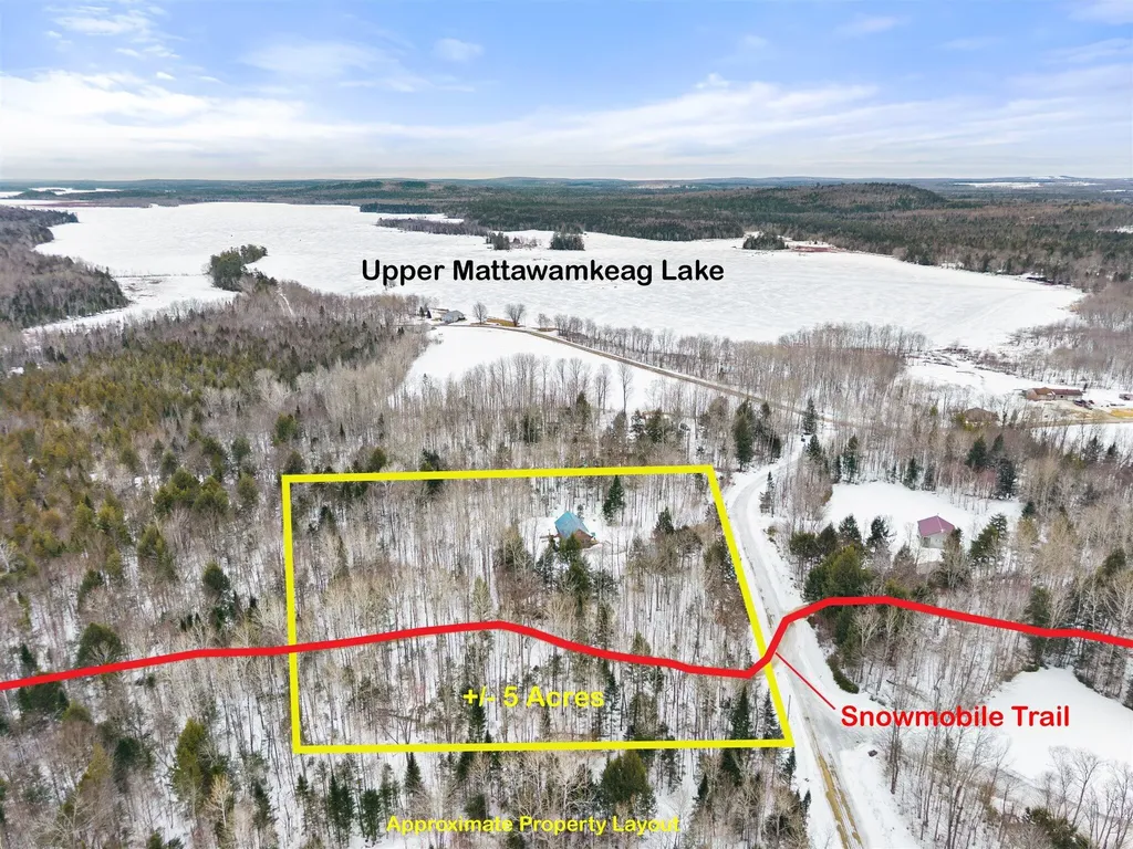 25 Wisdom Road Island Falls ME 04747