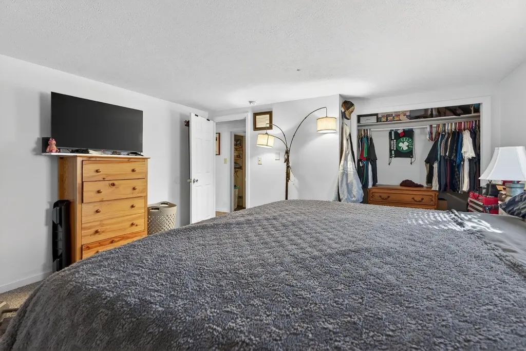 309 Sanford Road Wells ME 04090