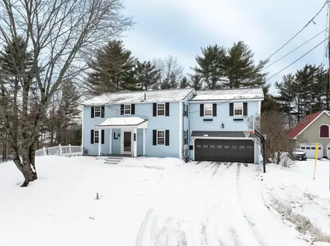 152 E Broadway Extension Bangor ME 04401