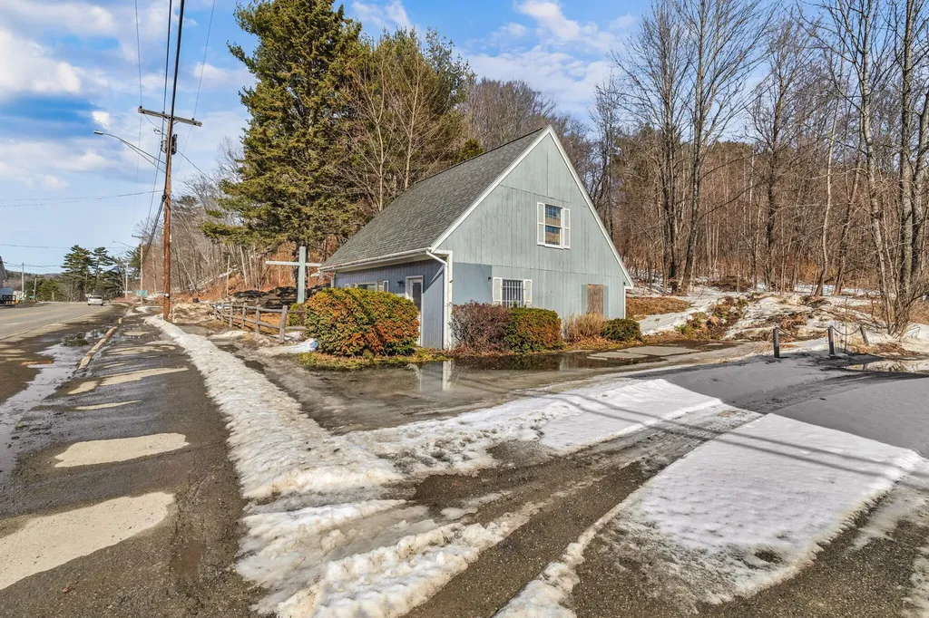 345 Main Street Bingham ME 04920