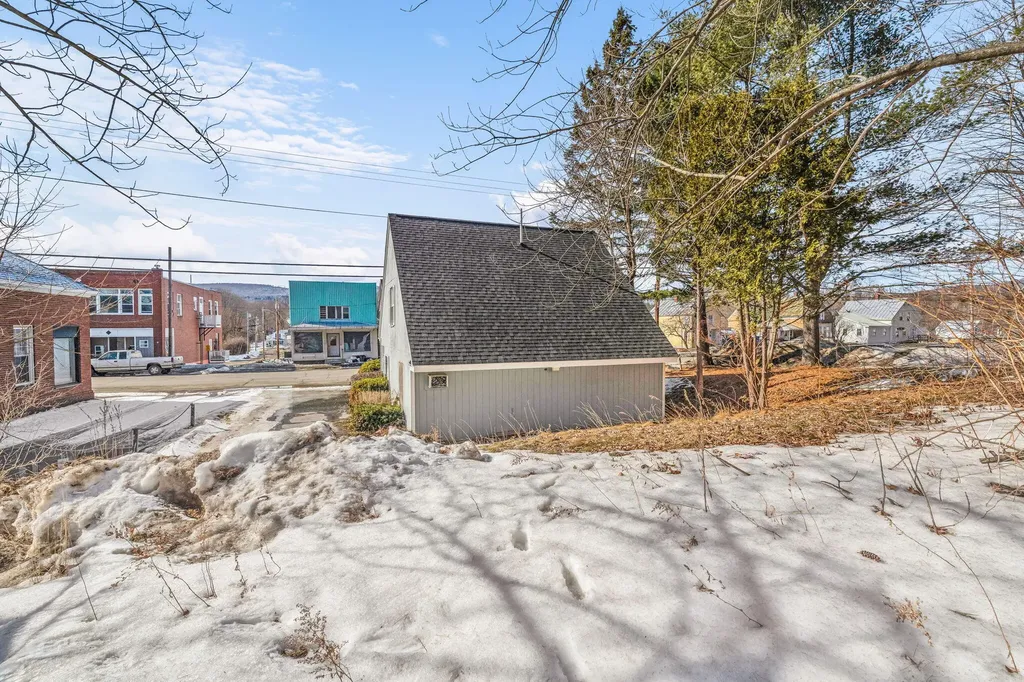 345 Main Street Bingham ME 04920