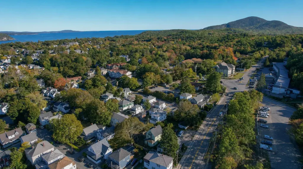 17 Bowles Avenue Bar Harbor ME 04609