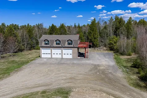 22 Hartshorn Road Morrill ME 04952