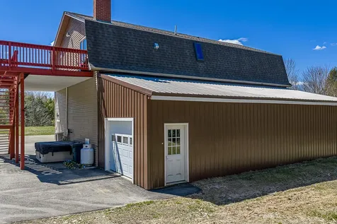 22 Hartshorn Road Morrill ME 04952