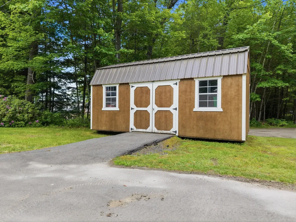 6 Lufkin Lane Mercer ME 04957