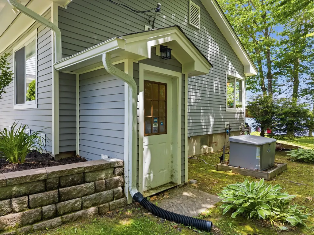6 Lufkin Lane Mercer ME 04957