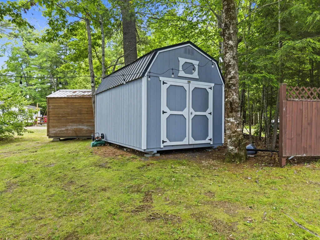 6 Lufkin Lane Mercer ME 04957