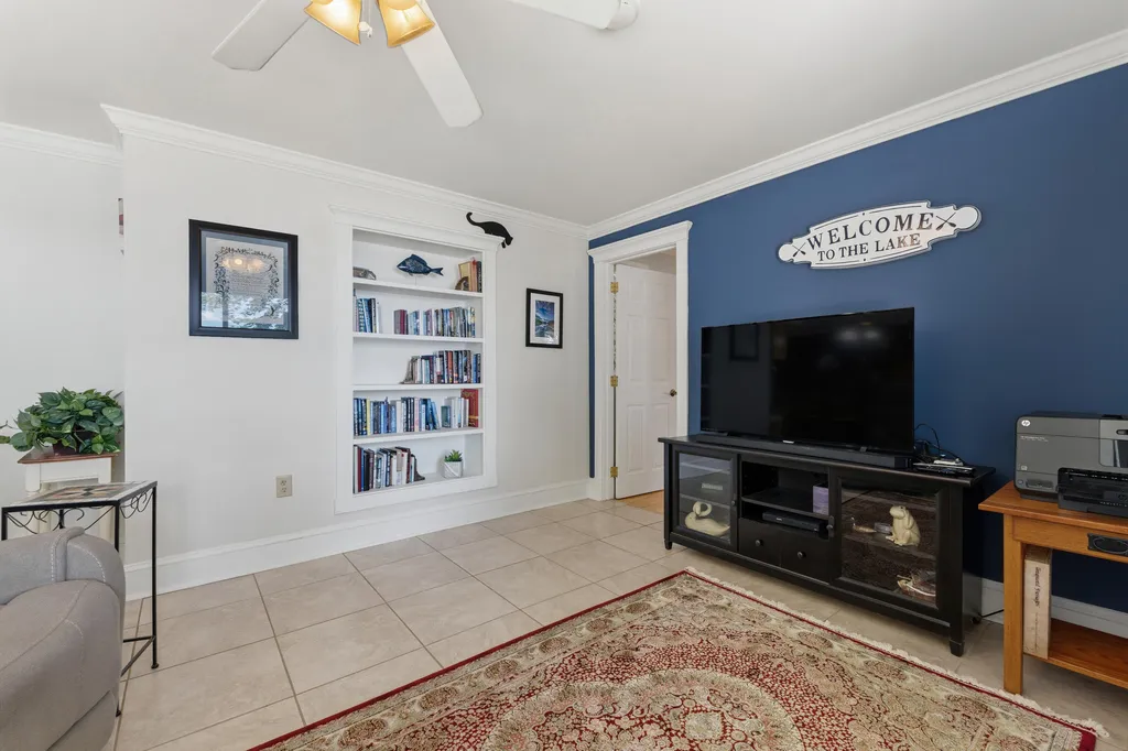 6 Lufkin Lane Mercer ME 04957