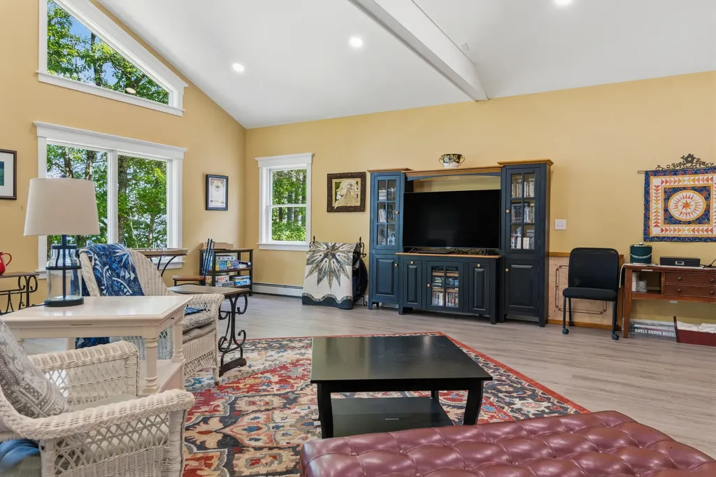 6 Lufkin Lane Mercer ME 04957