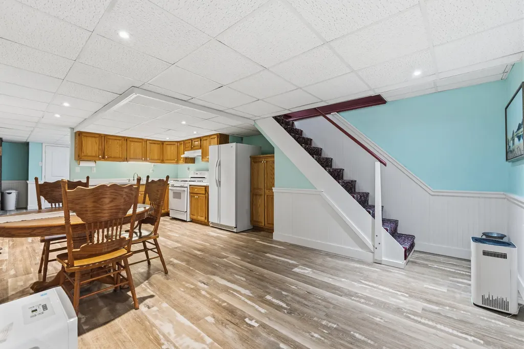 6 Lufkin Lane Mercer ME 04957